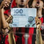 Árbitro relata cantos homofóbicos da torcida do Vitória para zagueiro do Grêmio