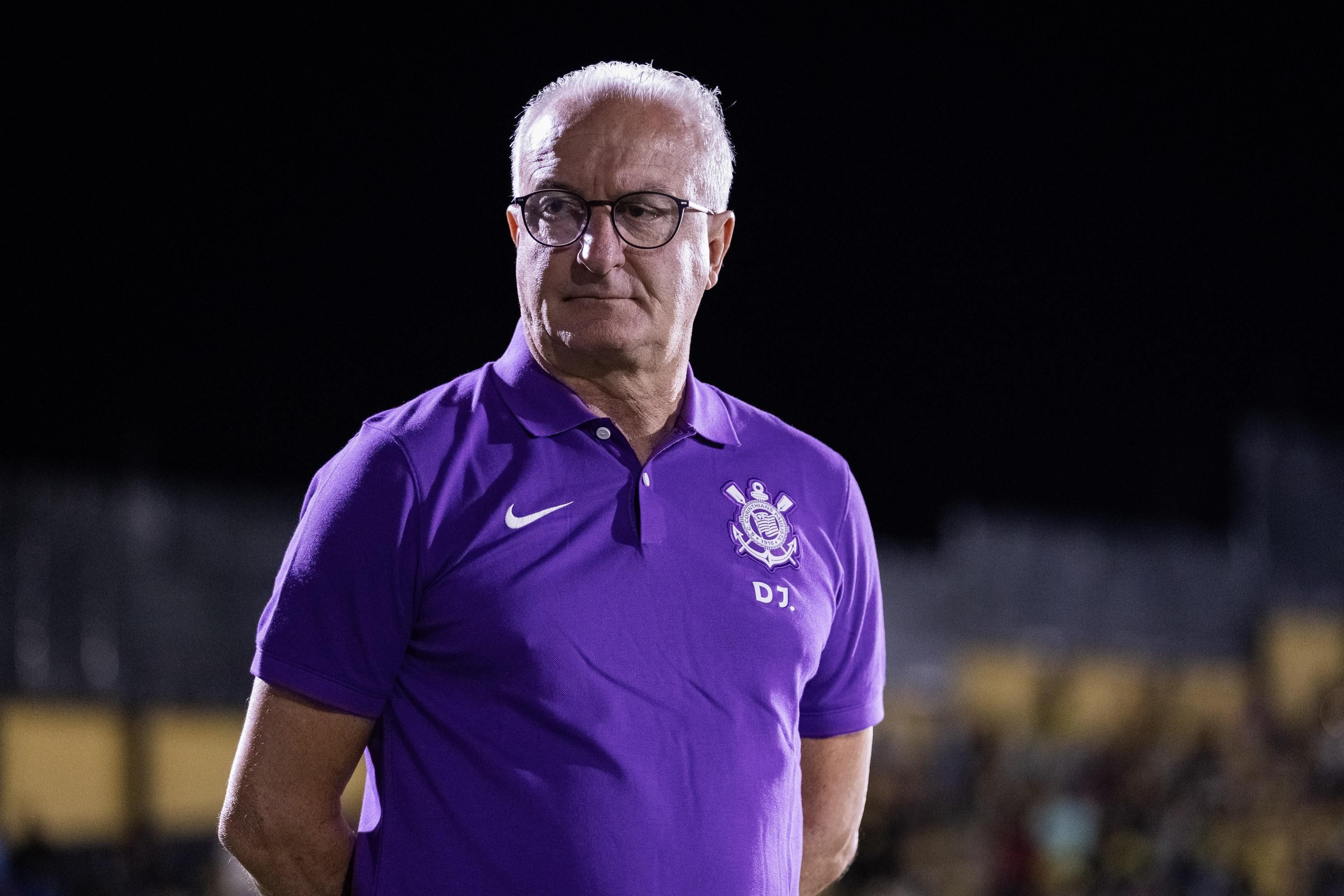 Técnico do Corinthians revela conversa com Igor Coronado: 'Precisa mostrar em campo'