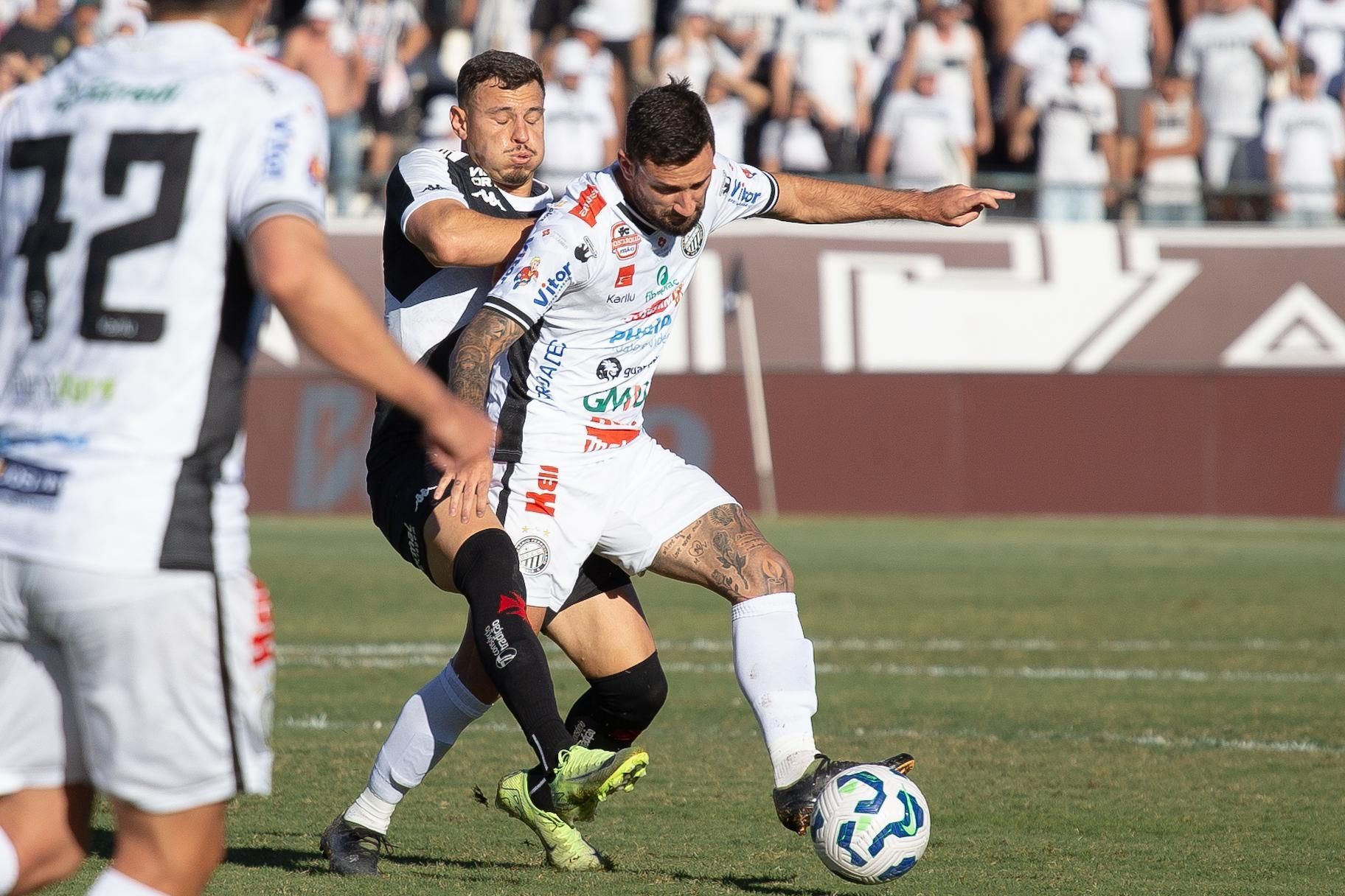 Com poucas emoções, Operário e Vasco ficam no empate pela Copa do Brasil