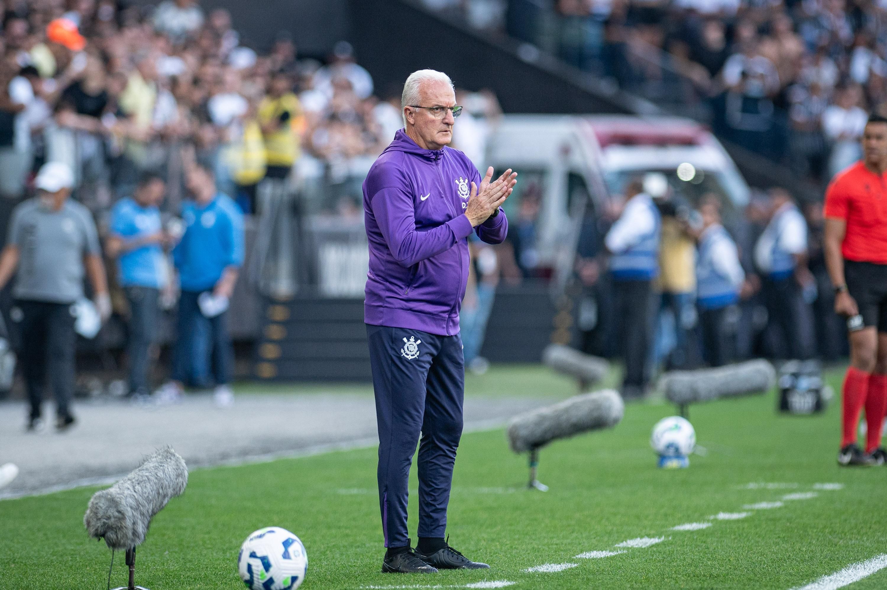 Técnico do Corinthians diz se conta com retorno de lesionados contra o Novorizontino
