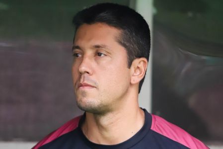 Thiago Carpini, técnico do Vitória, durante Ba-Vi deste domingo (18)
