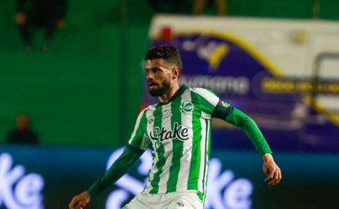 Jadson, volante e capitão do Juventude