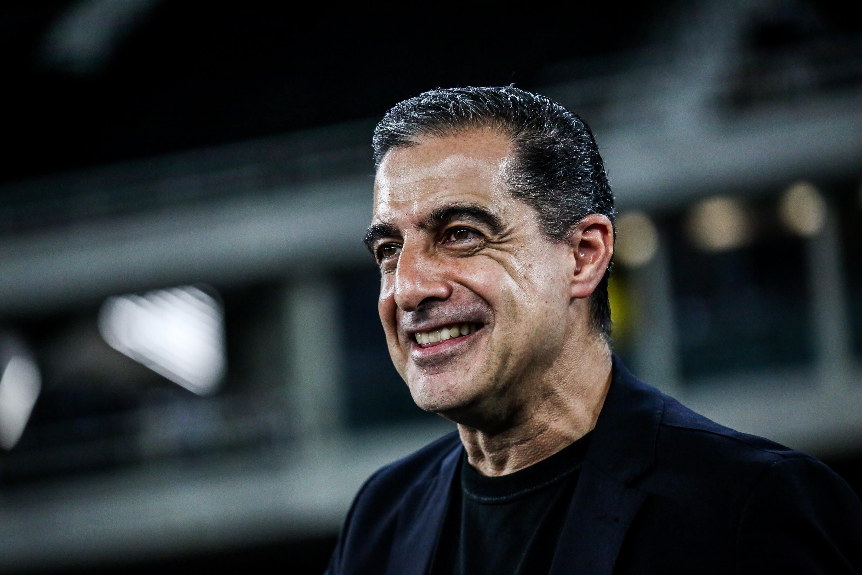 Ex-Bahia e Botafogo, Renato Paiva é anunciado como novo técnico do Fortaleza