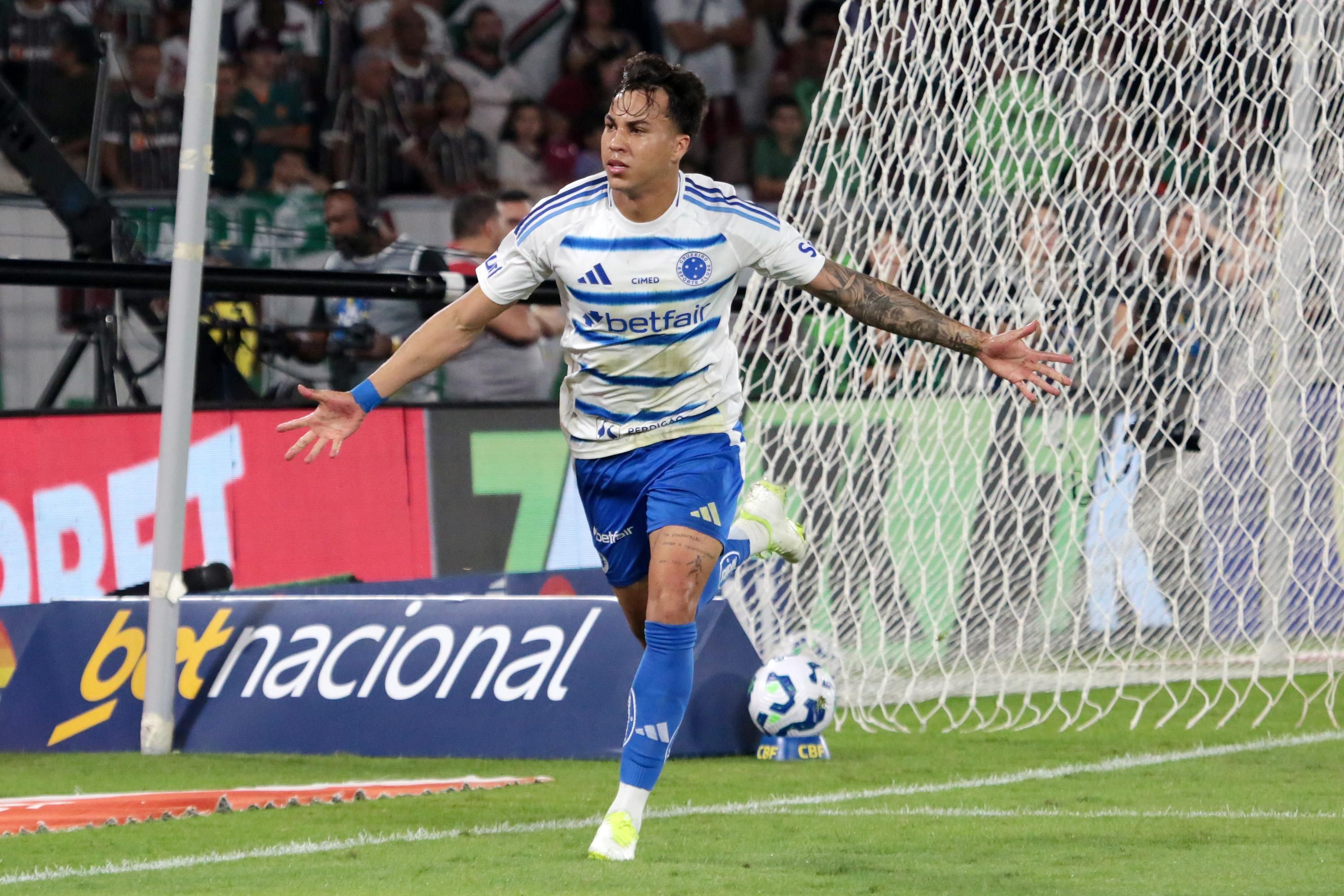 Cruzeiro é favorito ao título do Brasileirão? Kaio Jorge avalia chances