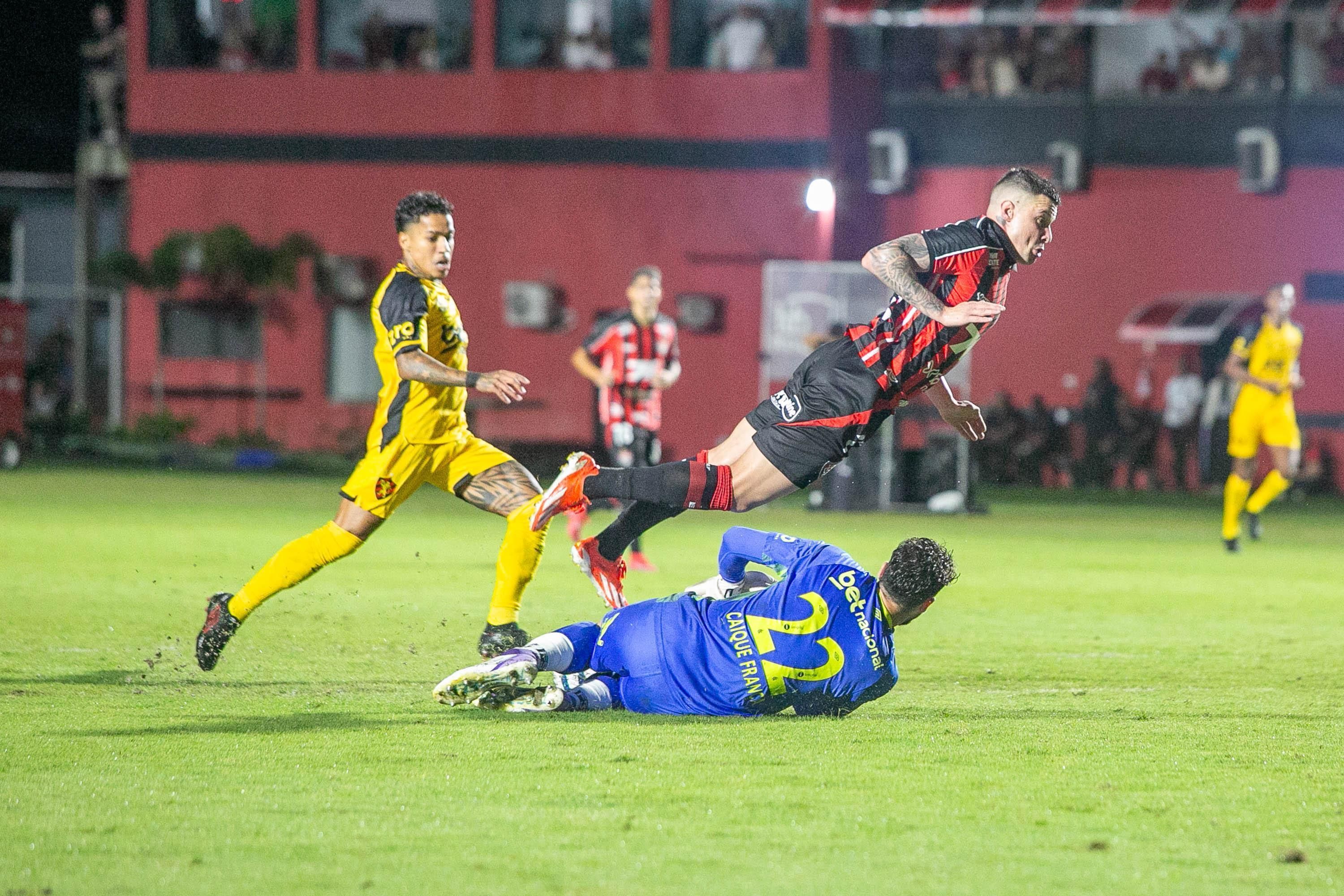 Com emoção até o fim, Sport busca empate com o Vitória pelo Brasileirão