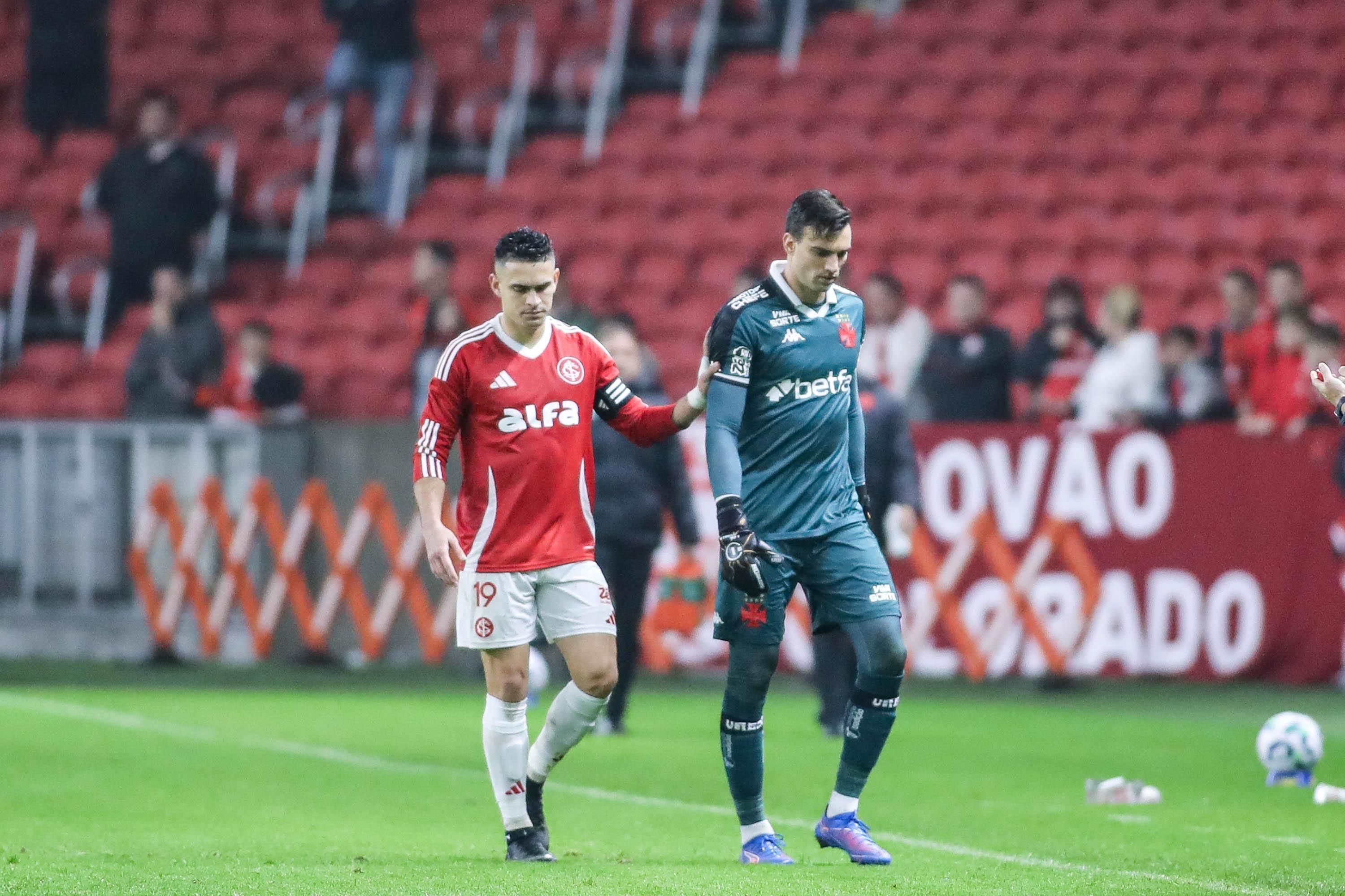 Inter x Vasco: árbitro revela por que expulsou Léo Jardim no Brasileirão