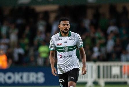 Bruno Viana pelo Coritiba em 2023