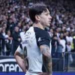 Líder do Corinthians, Garro manda recado à diretoria após derrota para o Bahia