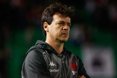 Fernando Diniz detonou a postura do Vasco contra o Juventude