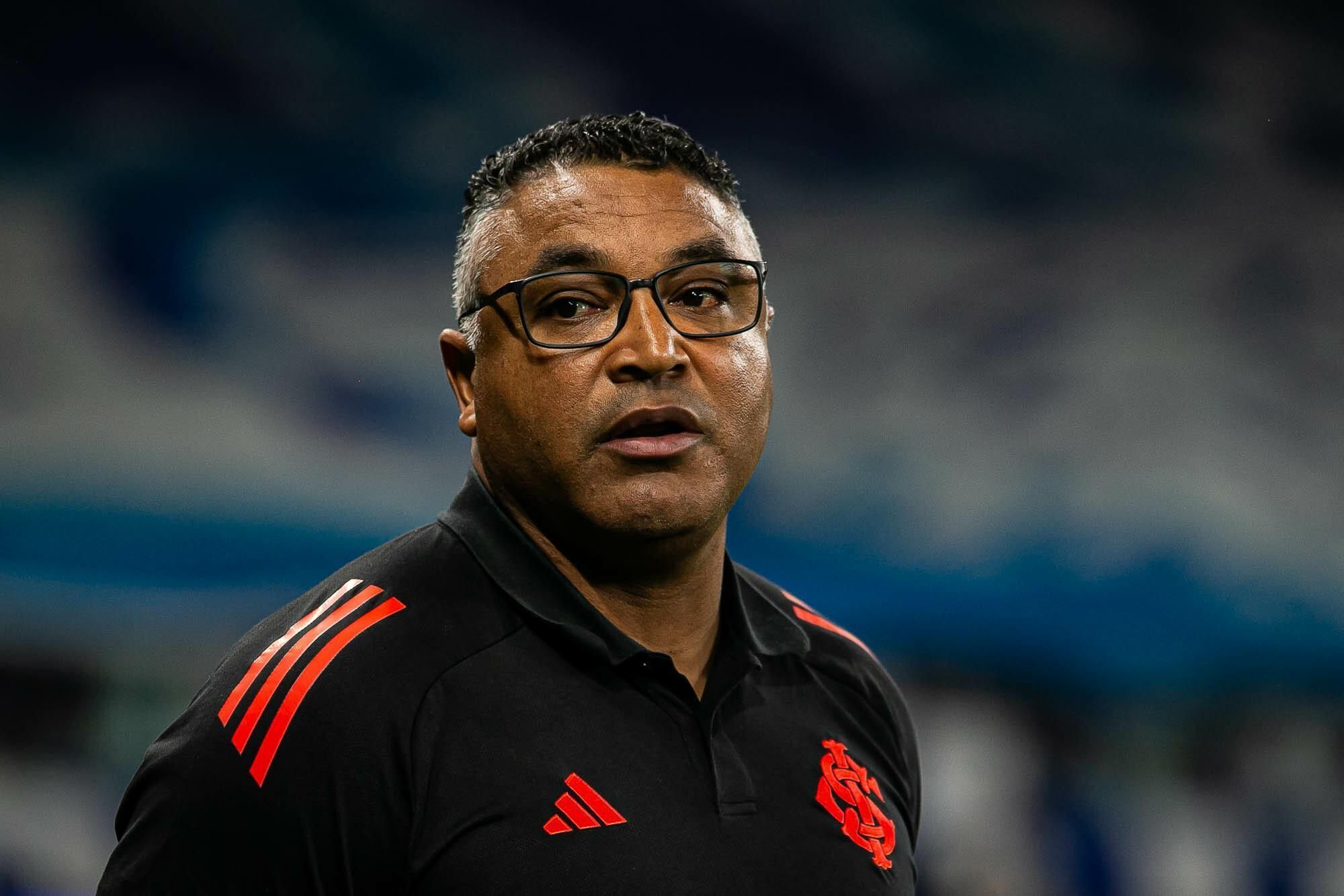 Roger Machado é direto sobre pressão no comando técnico do Inter: 'Não desisto'