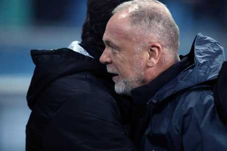 Mano Menezes comandou o Grêmio contra o Ceará pelo Campeonato Brasileiro