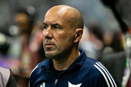 Leonardo Jardim, do Cruzeiro, durante o jogo com o Atlético, pelas quartas de final da Copa do Brasil