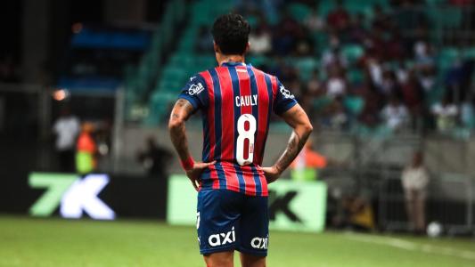Cauly em campo pelo Bahia, contra o Fluminense, pela Copa do Brasil