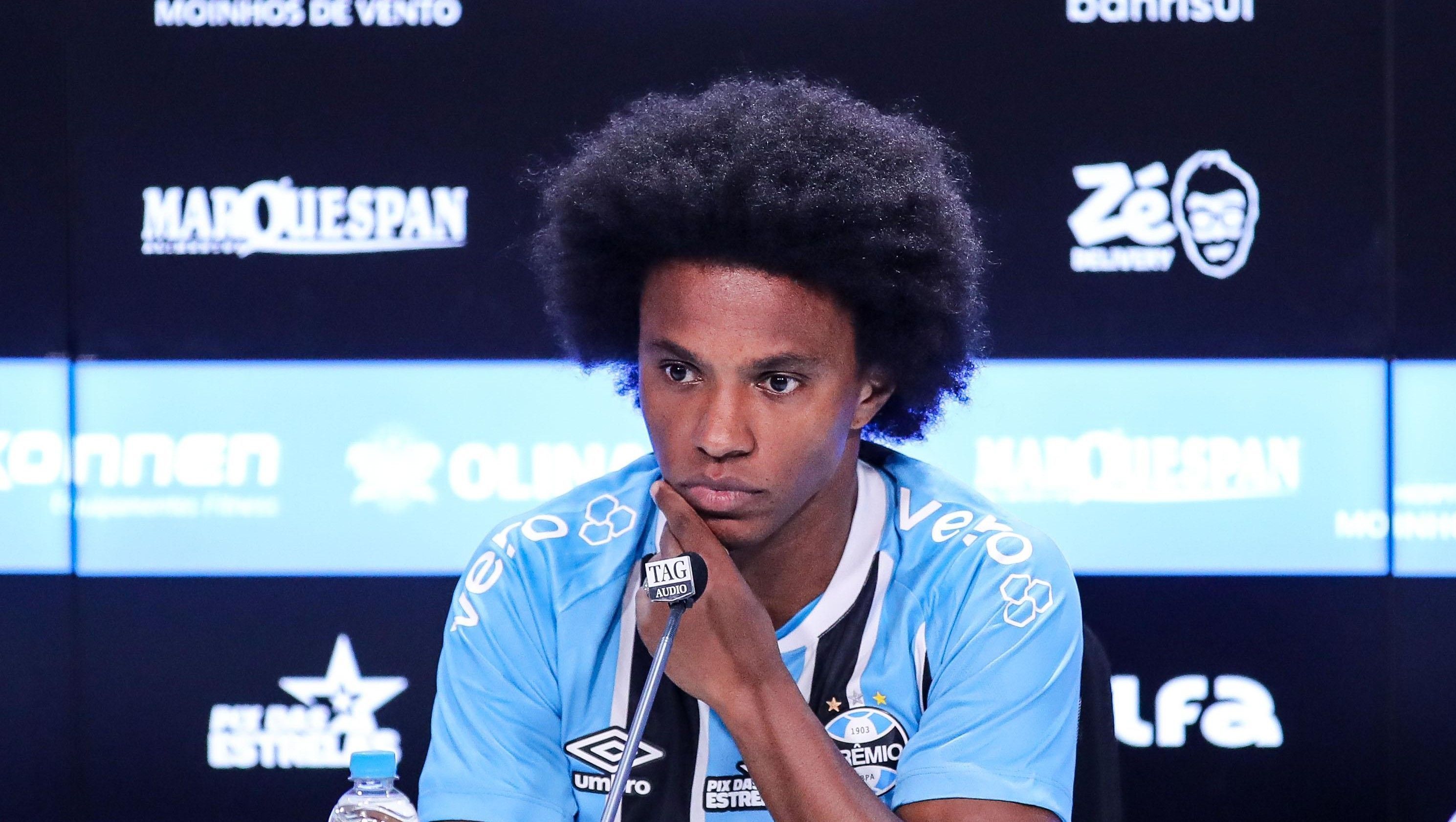 Willian detalha retorno ao Brasil após saída conturbada do Corinthians
