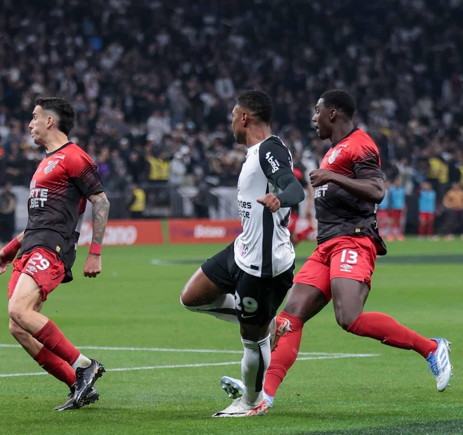 Corinthians 2 x 0 Athletico-PR: gols e melhores momentos pela Copa do Brasil