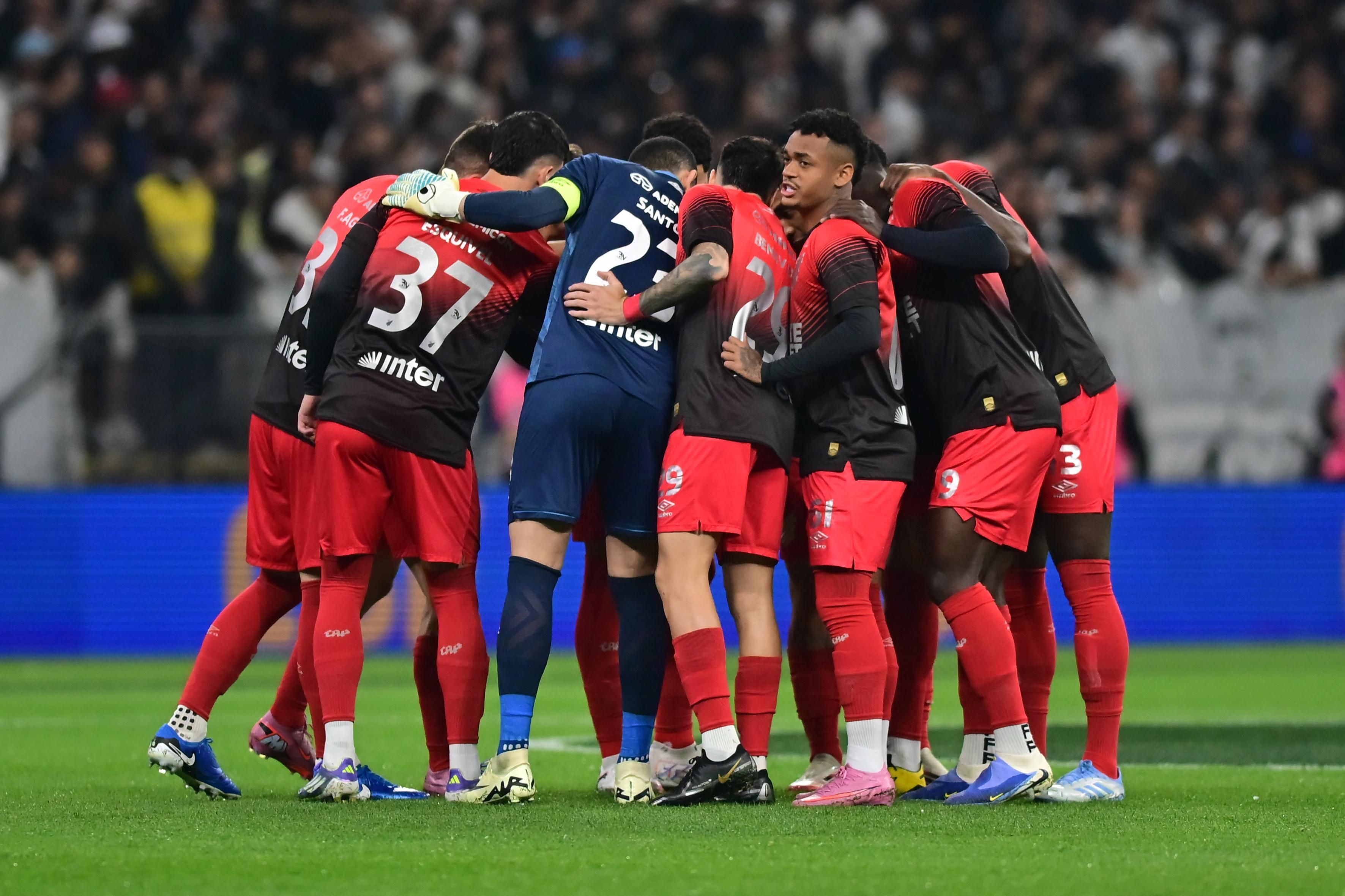 Athletico-PR tenta esquecer eliminação na Copa do Brasil e foca na sequência da Série B