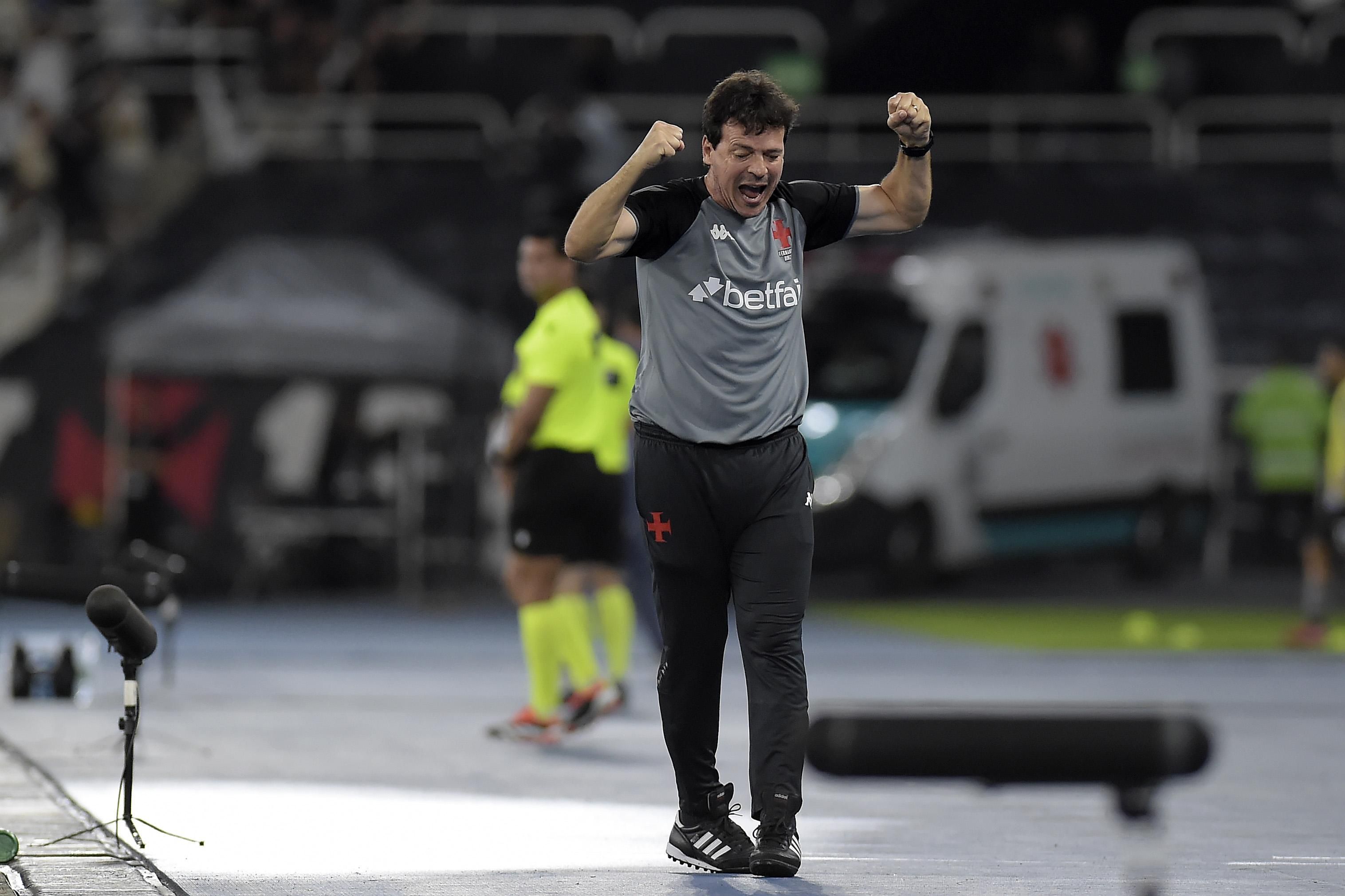 Vasco: Diniz cita 'justiça' e aponta fator determinante em classificação