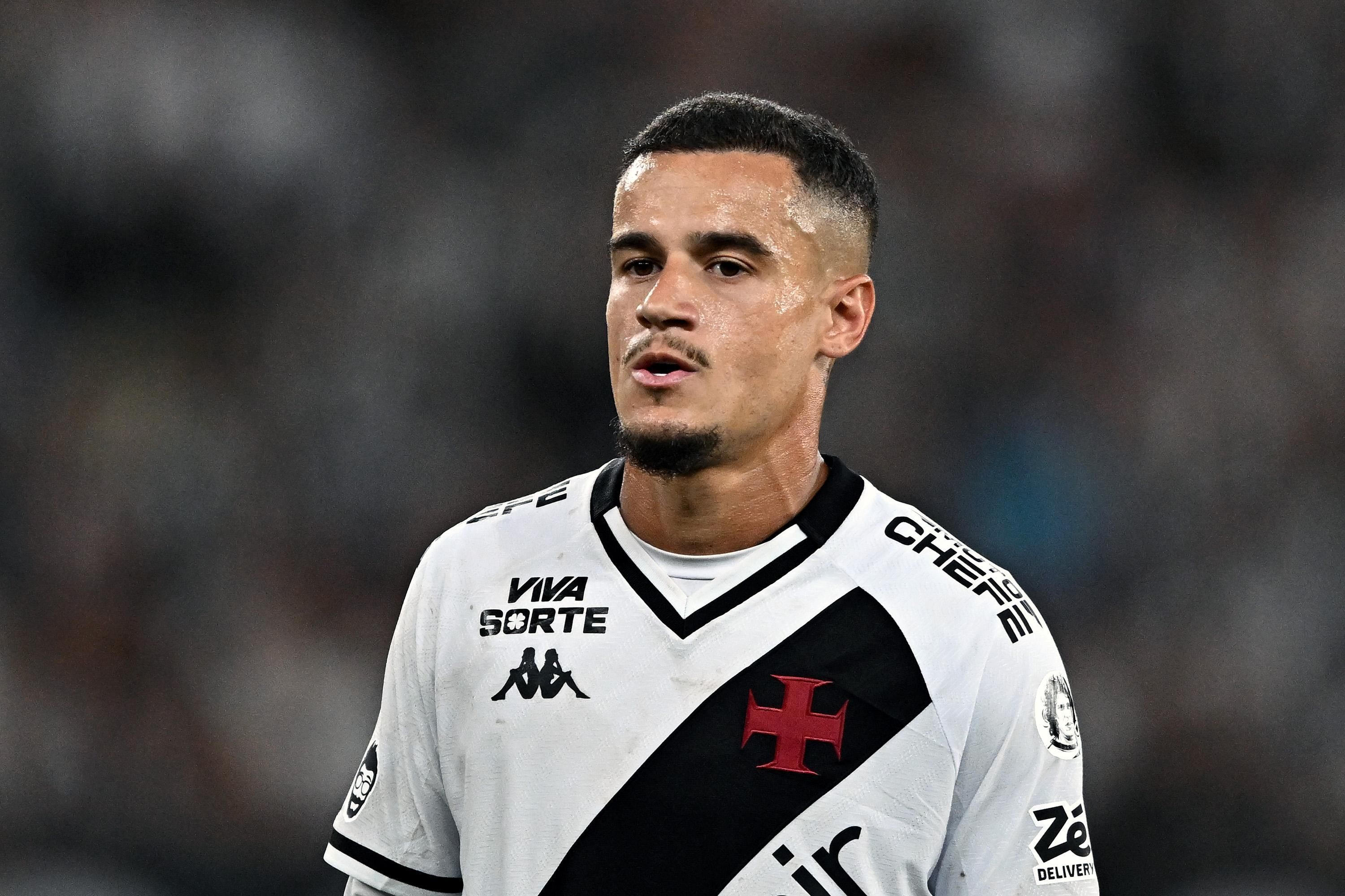 Coutinho se derrete por herói do Vasco e exalta mais uma decisão pelo clube