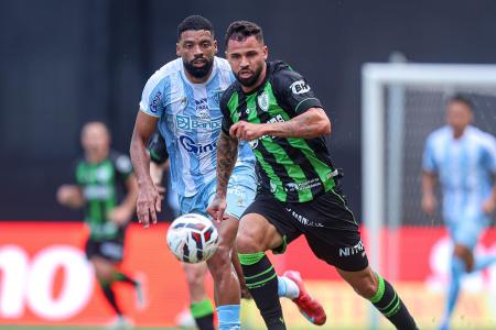 América e Paysandu se enfrentaram na tarde deste sábado (13) no Mangueirão