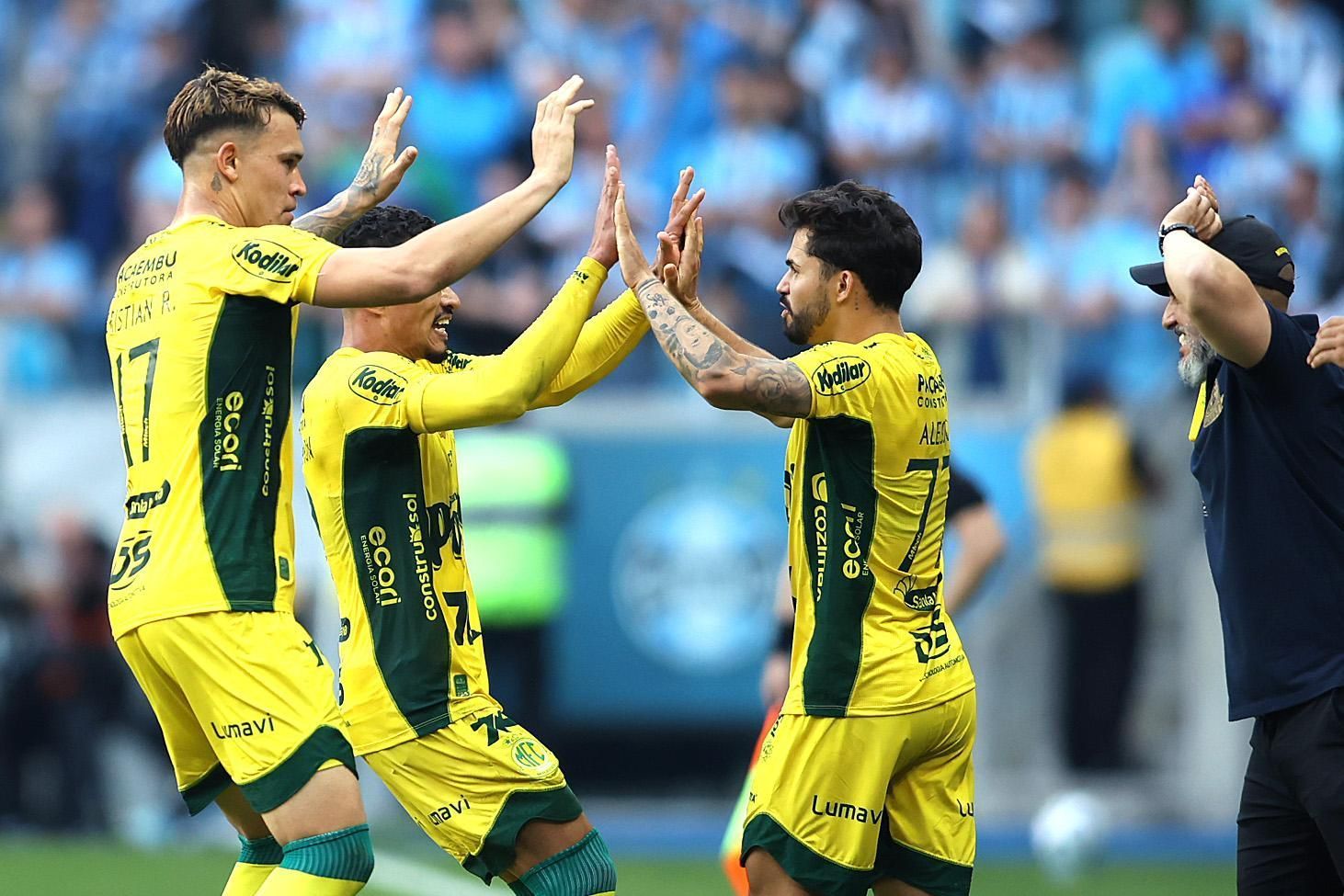 Mirassol ignora reestreia de Arthur, bate Grêmio na Arena e entra no G4 do Brasileiro