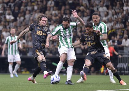 Lyanco será desfalque no Atlético para o próximo jogo do Campeonato Brasileiro