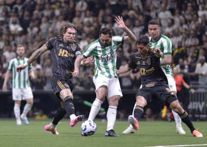 Lyanco será desfalque no Atlético para o próximo jogo do Campeonato Brasileiro