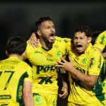 Ex-São Paulo, defensor vive fase goleadora e disputa artilharia do Brasileirão