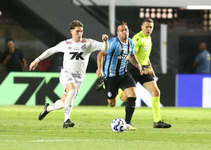 Santos e Grêmio se enfrentaram nesta quarta-feira (1º) na Vila Belmiro pelo Brasileirão