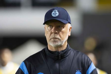 Mano Menezes, técnico do Grêmio