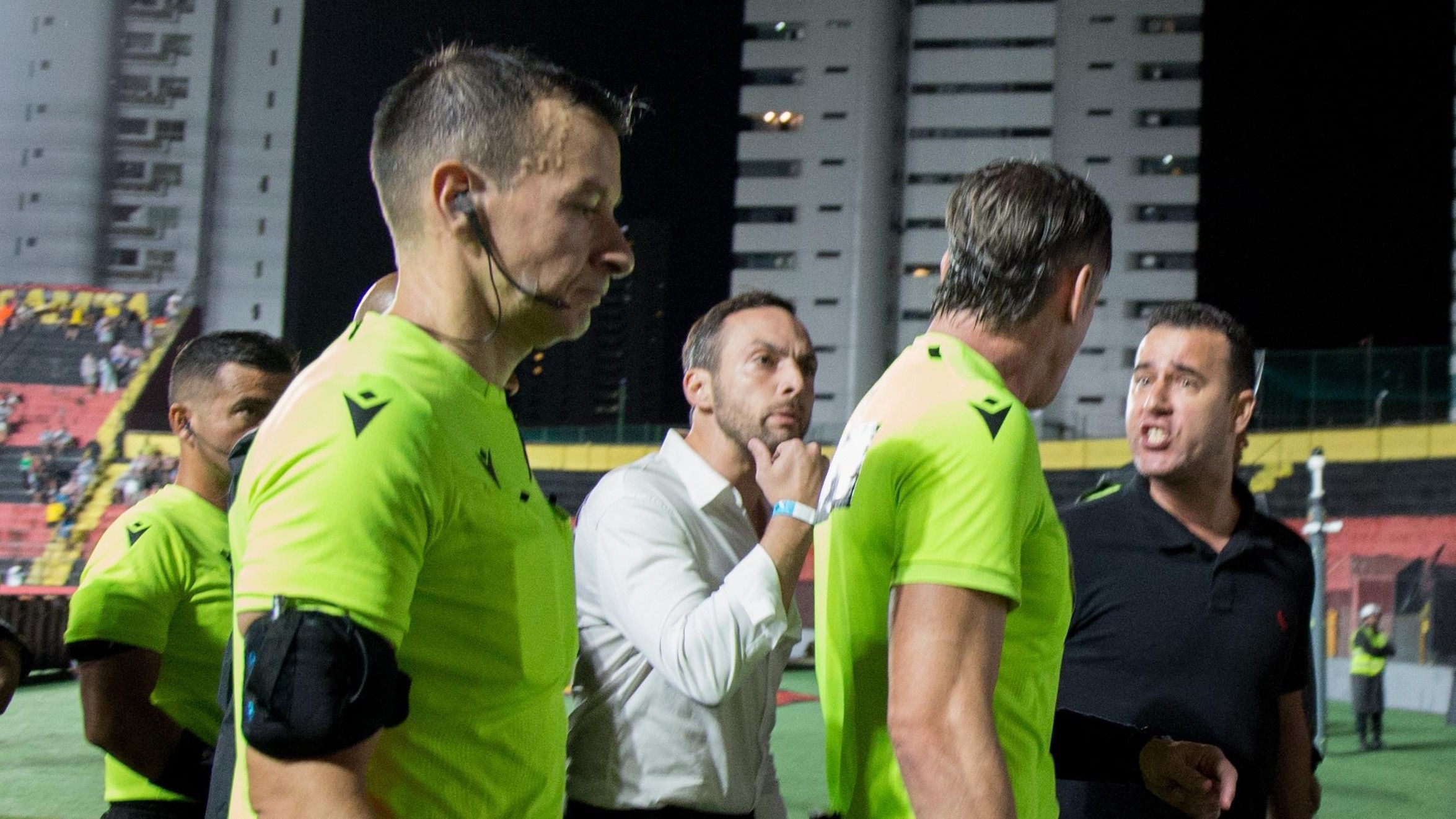 Dirigente lista erros de arbitragem contra o Sport e cobra reunião na CBF