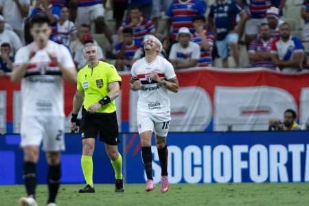 São Paulo bate Fortaleza na Arena Castelão