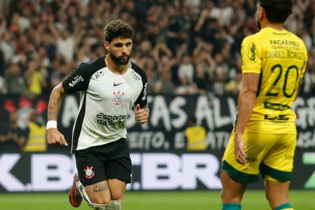 Diante do Mirassol, Yuri Alberto marcou seu 15º gol na temporada