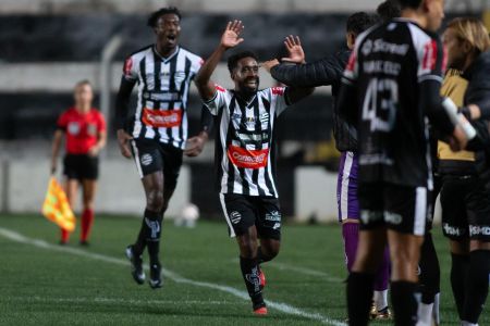 Athletic goleia Operário fora de casa pela Série B