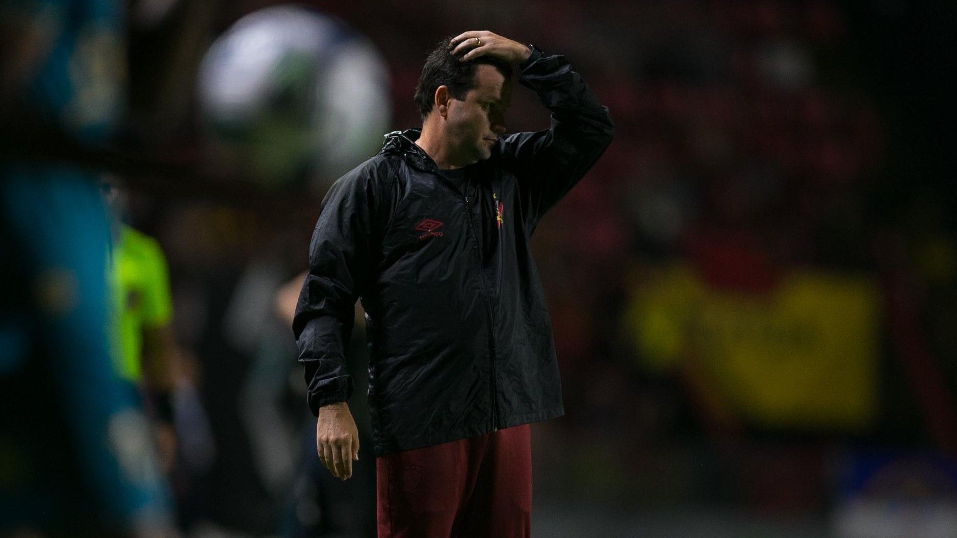Daniel Paulista conta como lidará com desfalques do Sport em clássico com Ceará