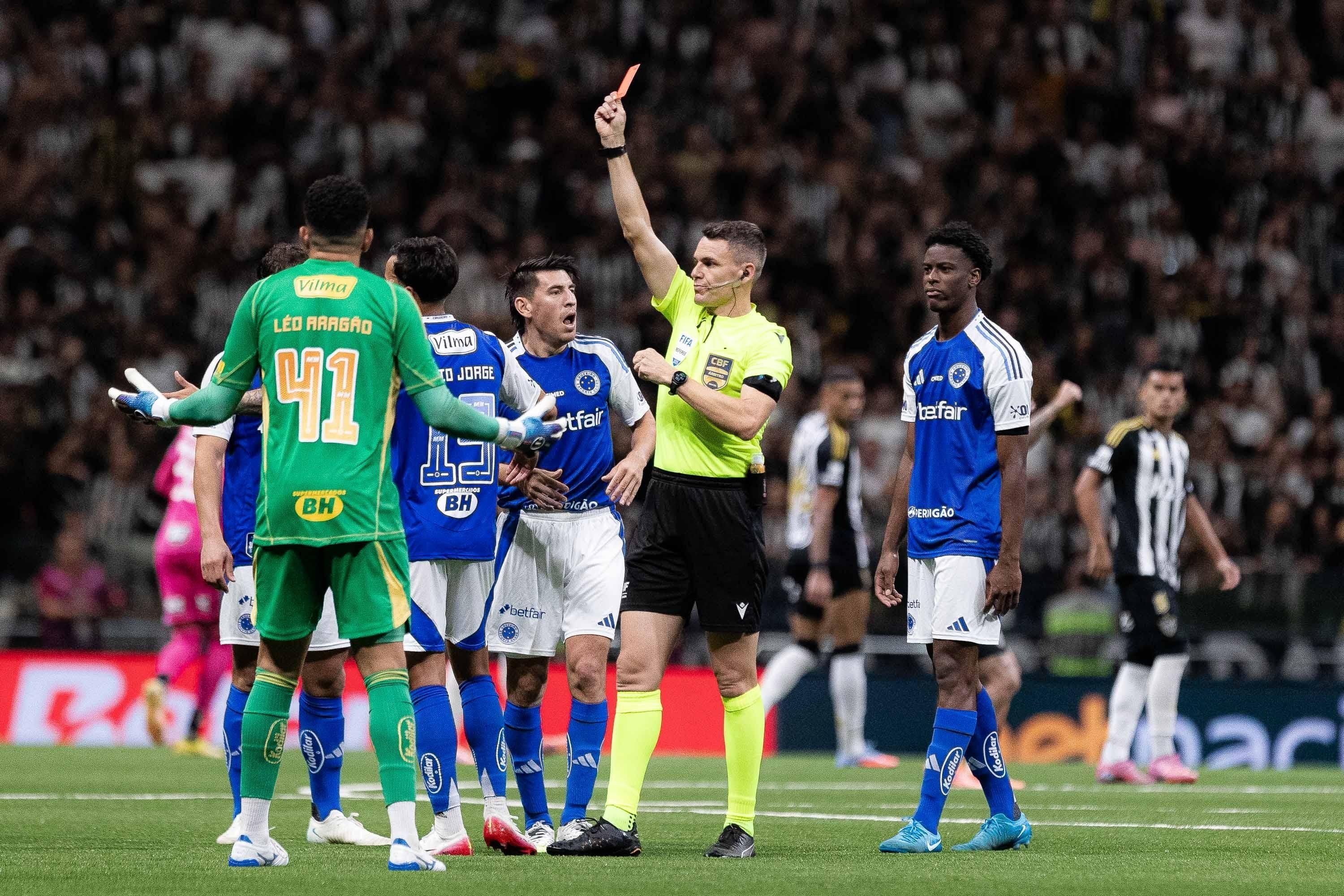 Cruzeiro: dublador aponta o que Kaio Jorge falou após ser expulso de clássico