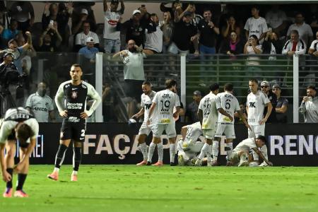 Santos venceu o Corinthians por 3 a 1 na última quarta-feira (15)