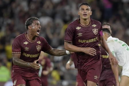 Thiago Silva foi anunciado como novo reforço do Porto, de Portugal