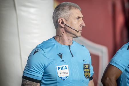 Anderson Daronco em ação no Cruzeiro e Palmeiras, pelo Brasileirão de 2024