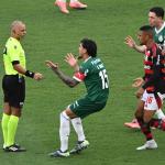 Flamengo x Palmeiras: veja análise do VAR de possível pênalti de Jorginho em Gómez