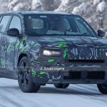 Mini Renegade: Jeep Avenger brasileiro terá visual diferente do europeu, diz site