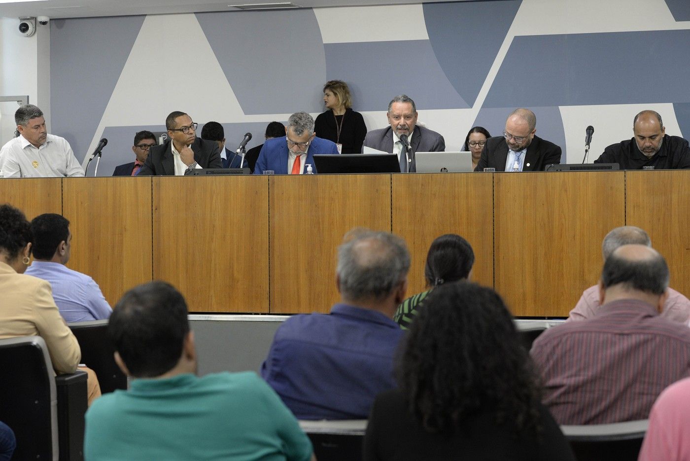 Audiência na ALMG aponta más condições da BR-367 e prejuízos para o Vale do Jequitinhonha