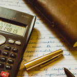 Mercado recupera em parte perdas da semana passada mas incertezas persistem