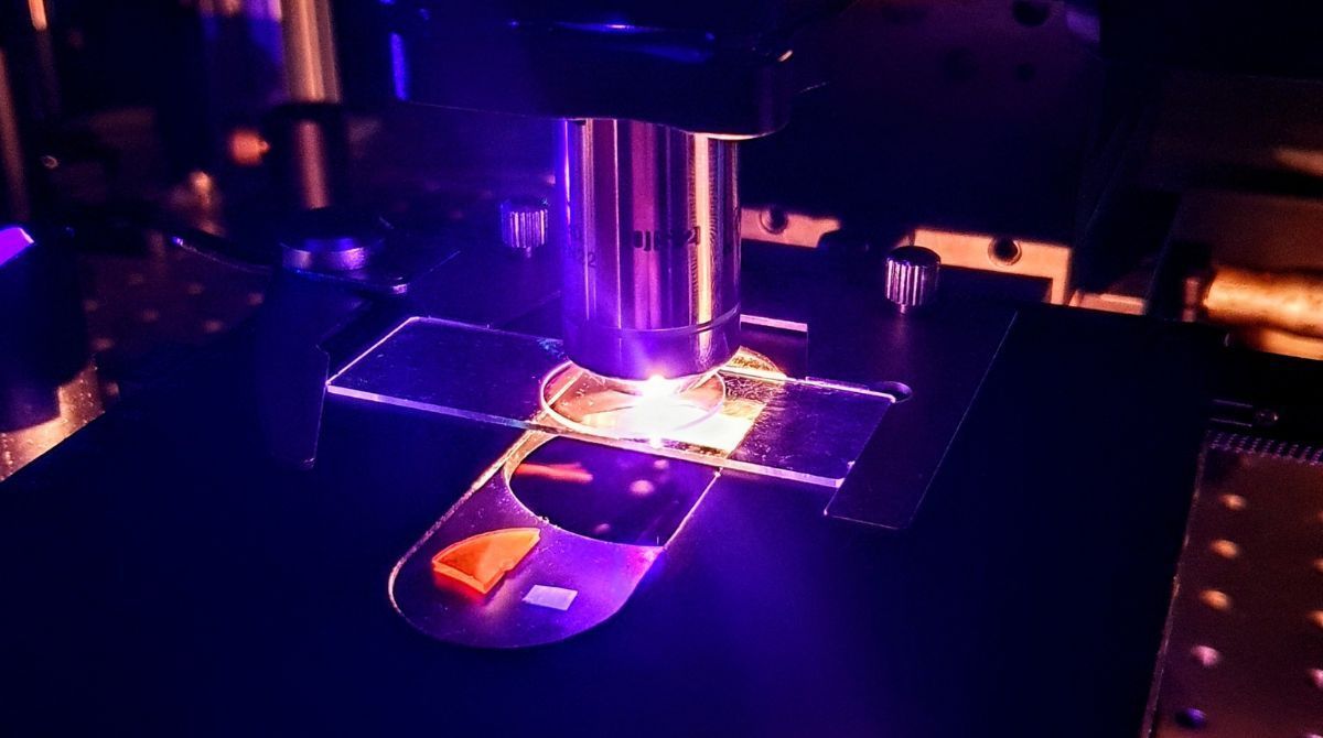 UNIFAL-MG desenvolve novo método para criar nanopartículas de ouro
