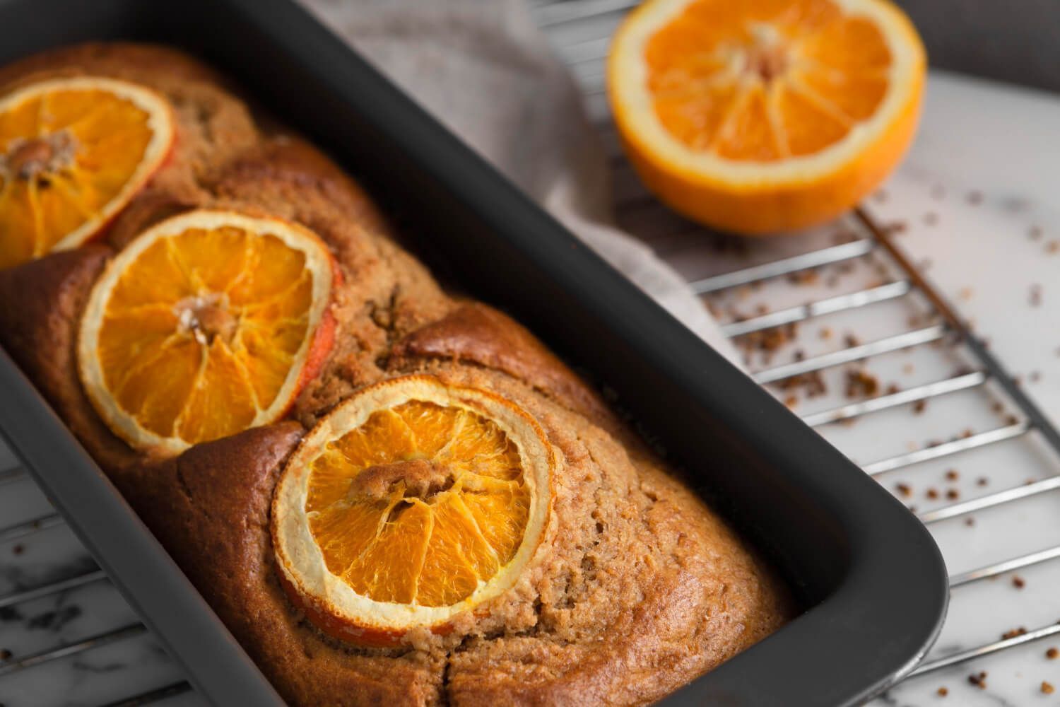 Bolo de laranja fofinho: a receita que abraça