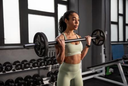 treino musculacao academia