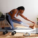 Treinar em casa funciona? Veja 6 estratégias simples que realmente melhoram os resultados