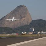 Aeroporto Santos Dumont reabre pista após 12h de interdição; 162 voos foram cancelados