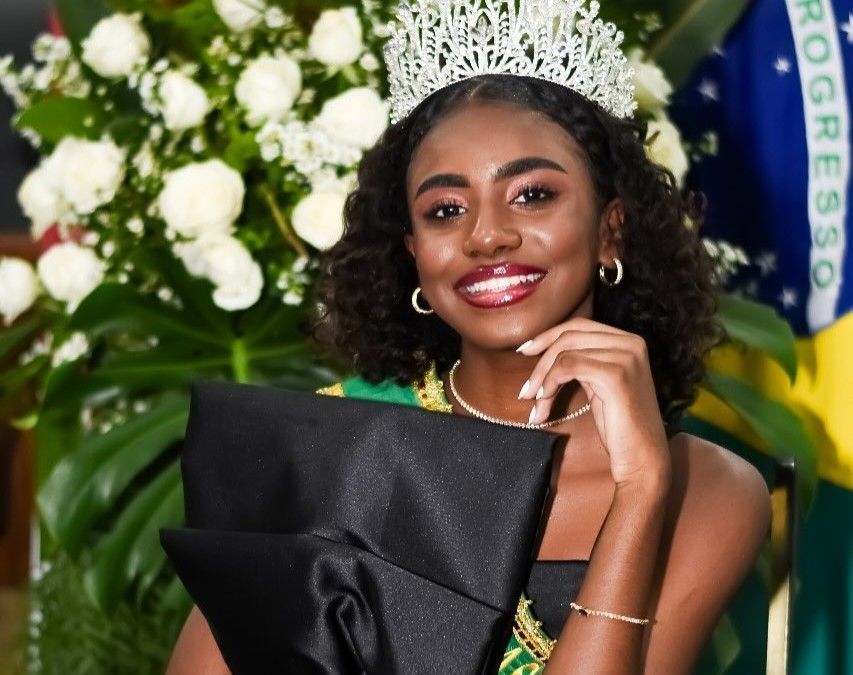 Jovem de Conselheiro Lafaiete é homenageada por conquistas em concursos de beleza