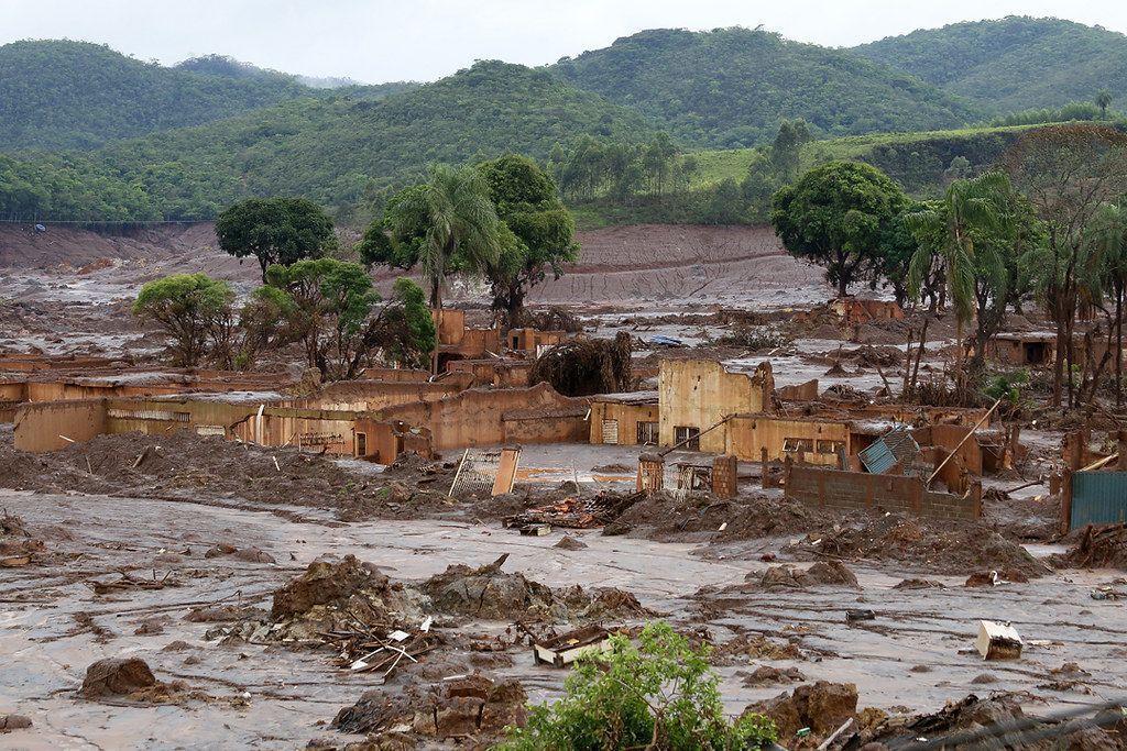 Justiça inglesa considera BHP responsável por rompimento de barragem em Mariana