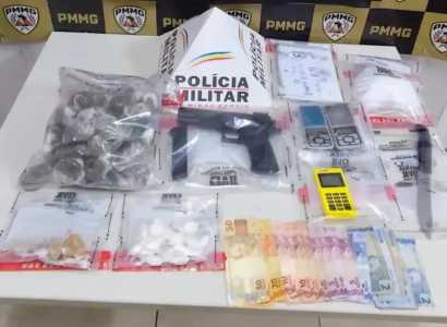 Material apreendido na residência usada pelos traficantes